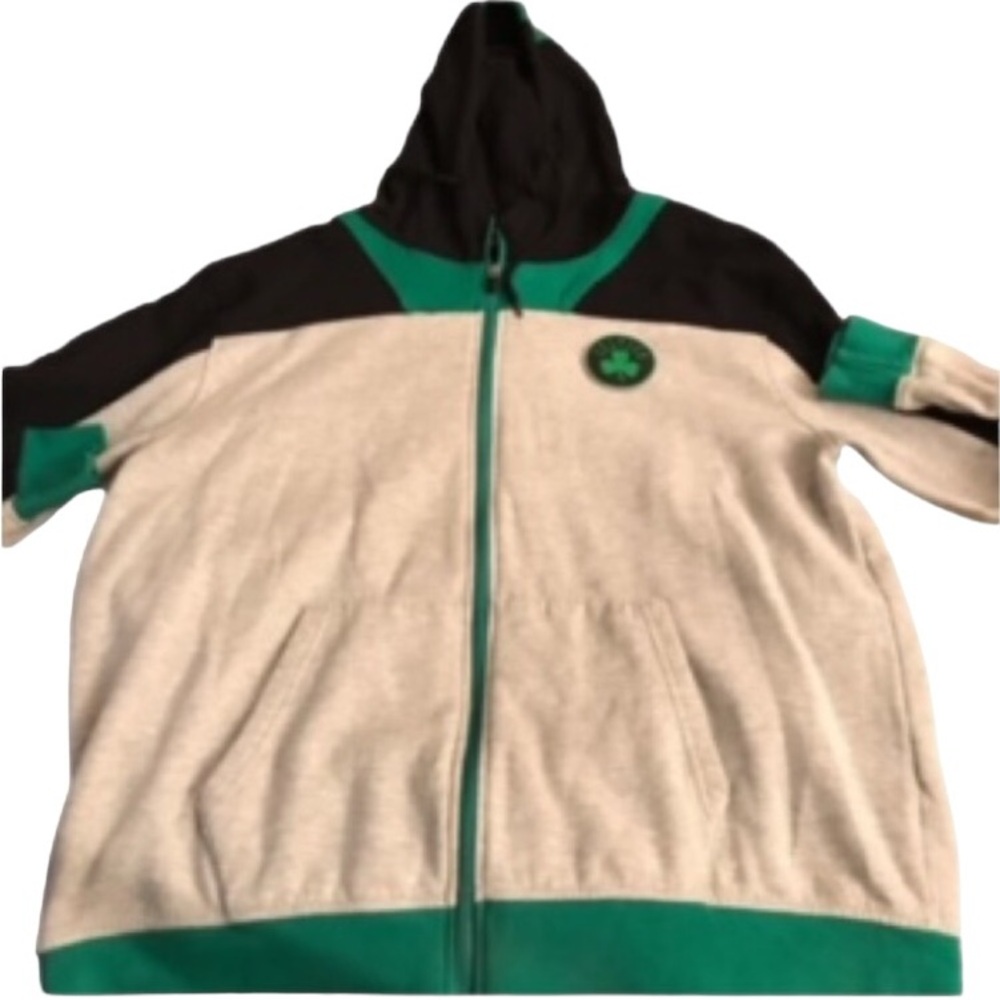 NBA Boston Celtics XL green & gray hooded zip sweatshirt with pockets